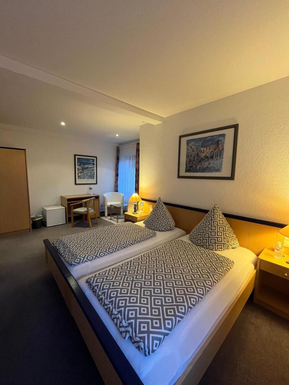 Hotel Boelke Wunstorf Ngoại thất bức ảnh